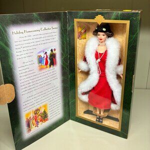 1997 Hallmark Special Edition Holiday Voyage Barbie Doll Collector Toy. NRFB